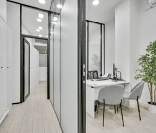 Bureau privé 11 m² 2 postes Coworking Rue Rennequin Paris 75017 - photo 4